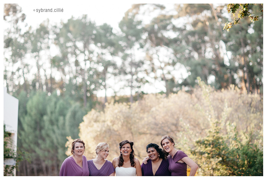 Stunning wedding at Lankloof Roses in Wellington by photographer Sybrand Cillié